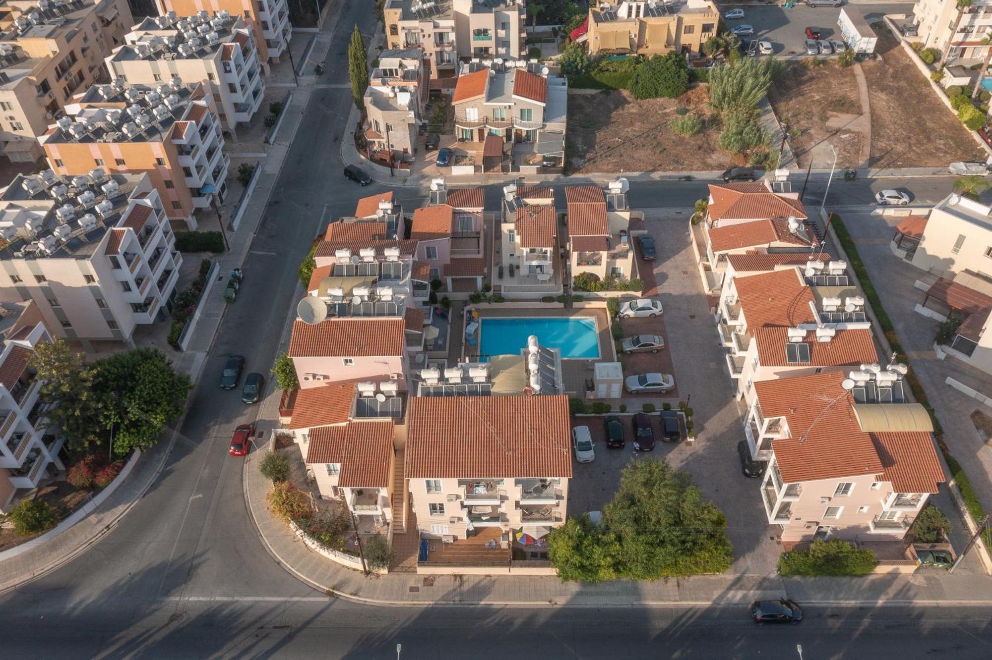 Apartamento Limnos Gardens Paphos Exterior foto